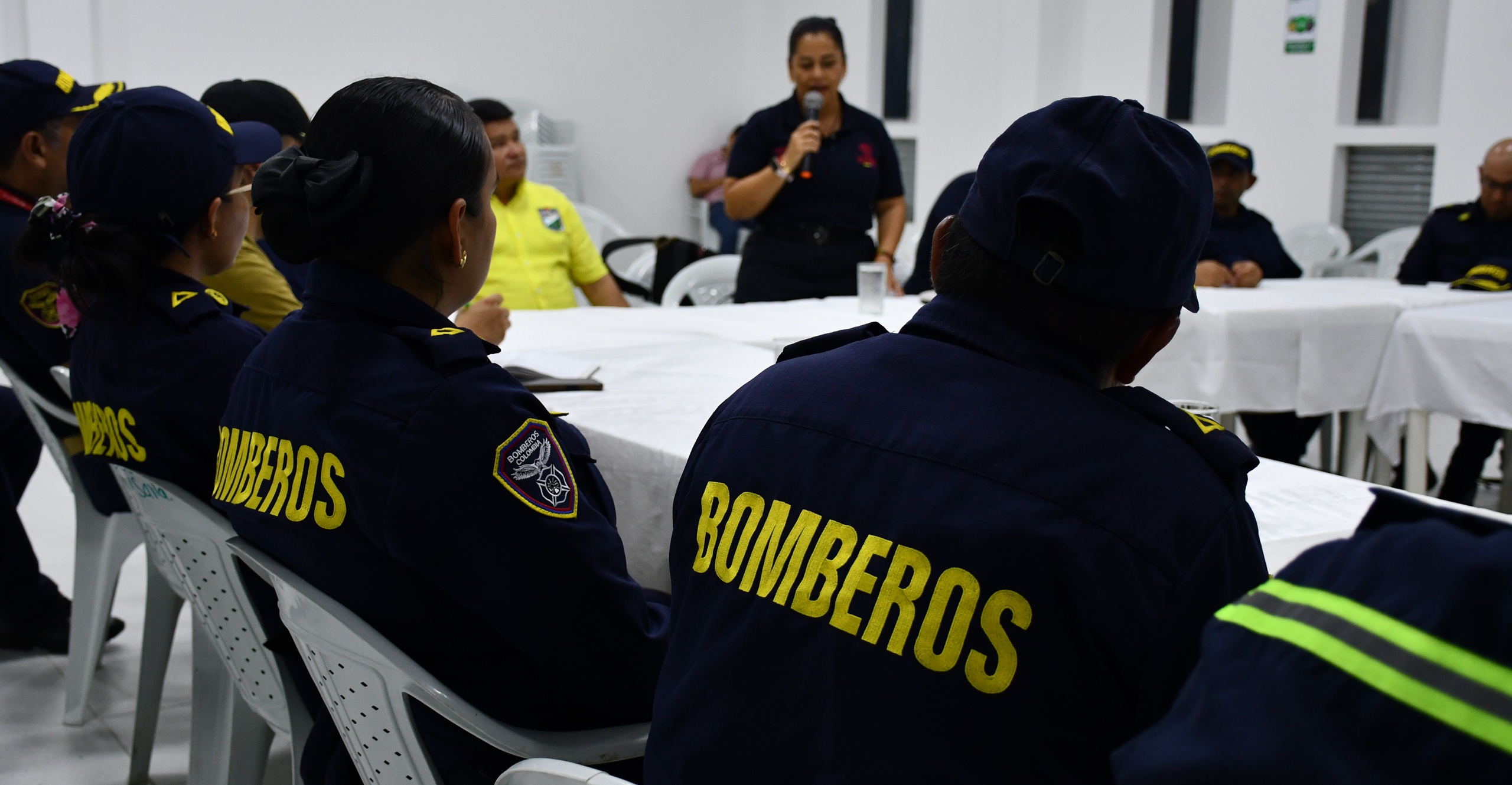 En Fortul, Arauca, la DNBC socializó plan de fortalecimiento para los cuerpos de bomberos del departamento