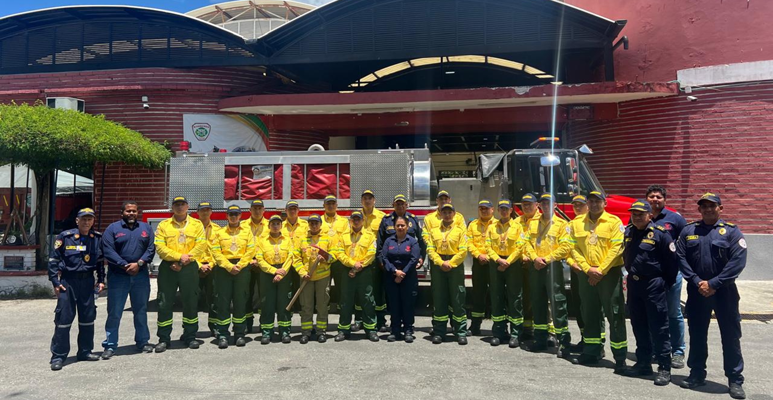 Tuluá fortalece su capacidad de respuesta con la nueva brigada forestal para el control de incendios de cobertura vegetal