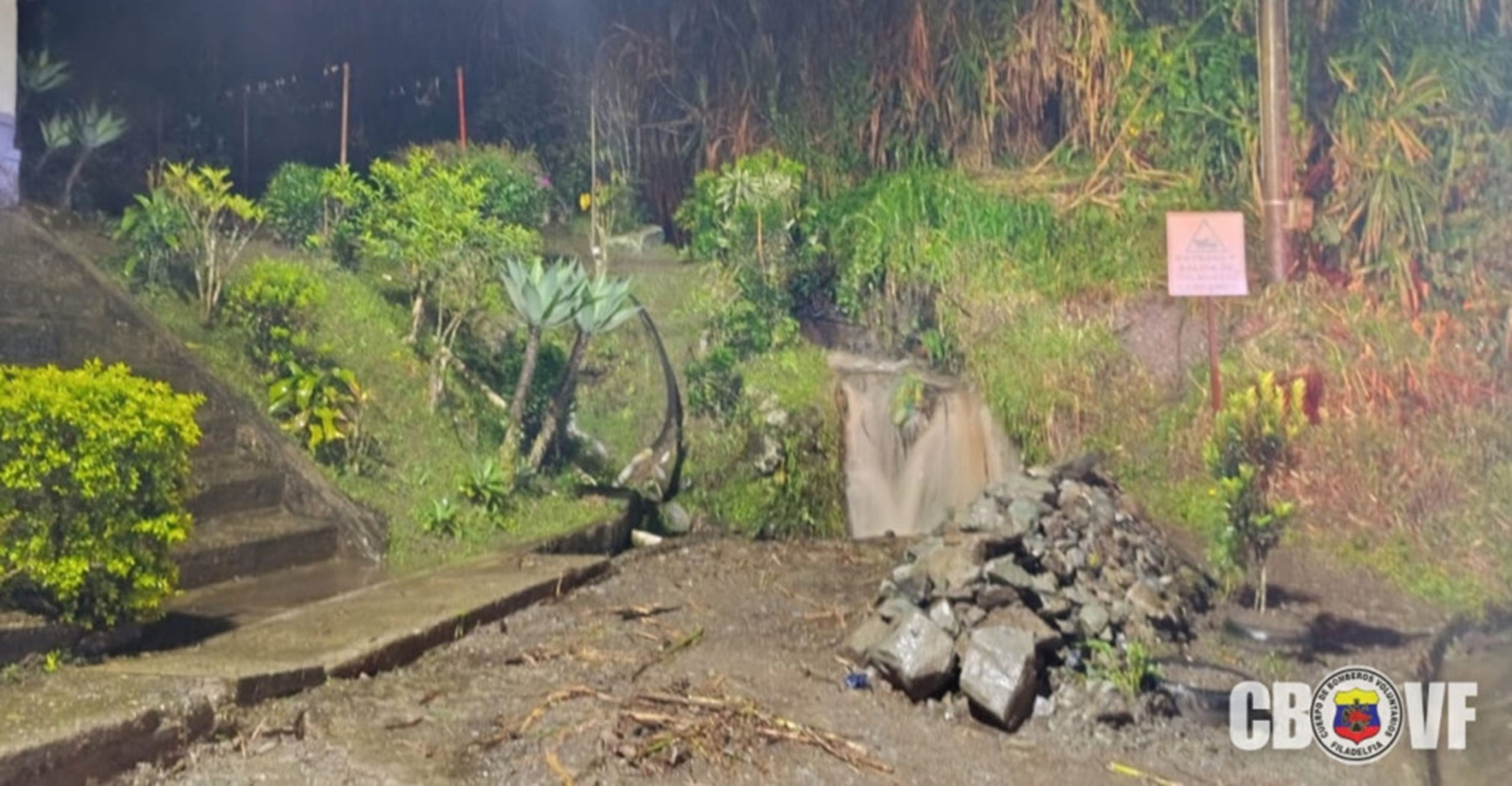 Fuertes lluvias generan inundaciones y desbordamiento de cañadas en Filadelfia, Caldas
