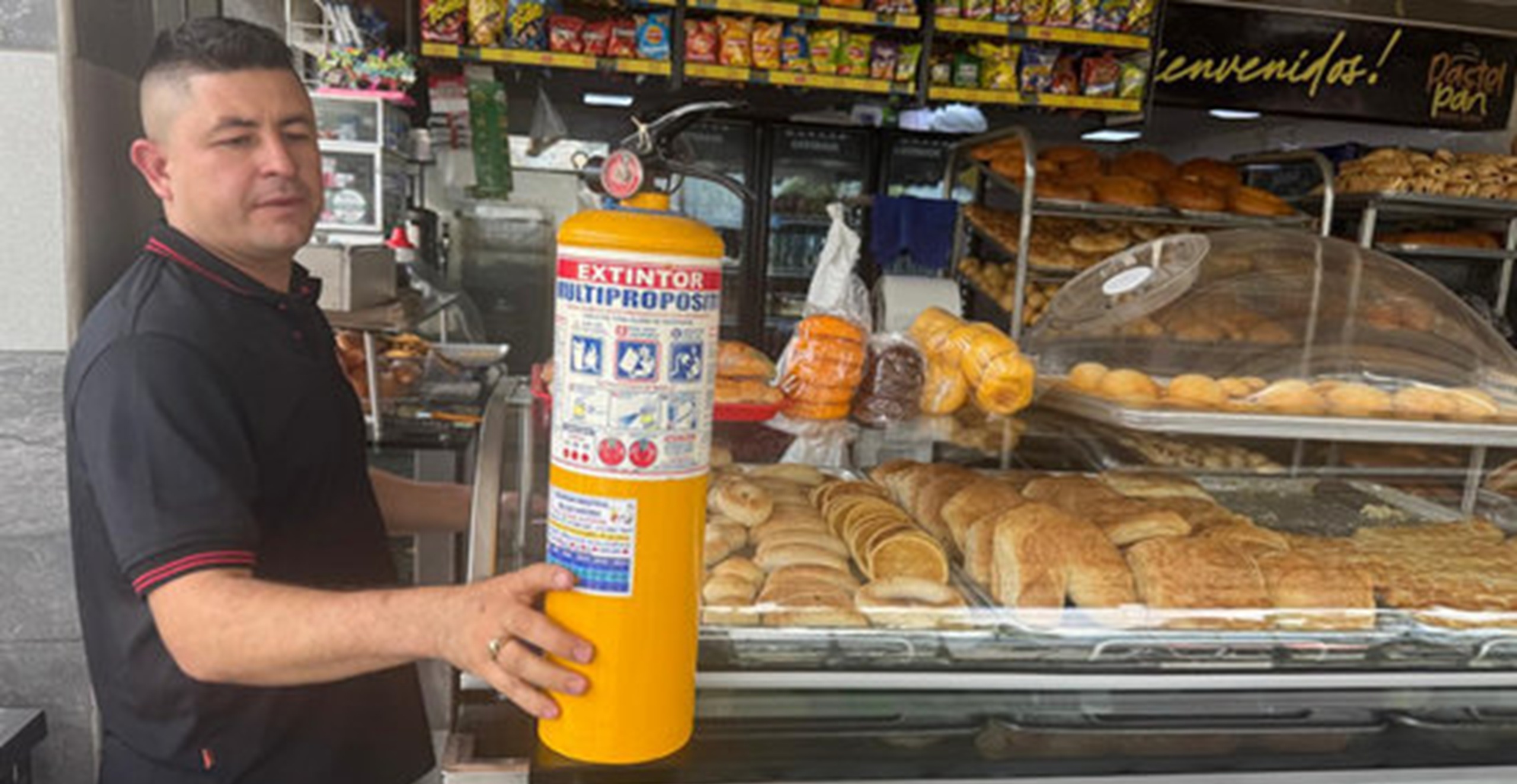 Bomberos de Dosquebradas intensifican campaña de prevención y seguridad en el sector empresarial y comercial