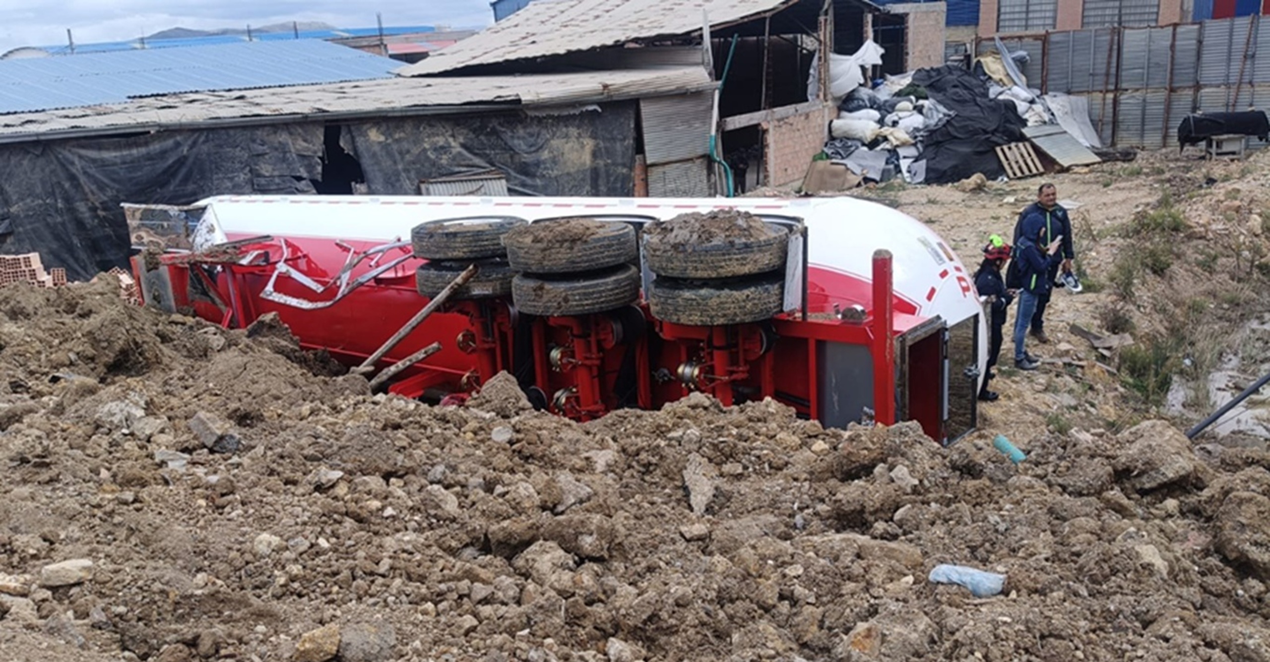 DNBC reporta atención de evento por remoción en masa en el municipio de Soacha, Cundinamarca