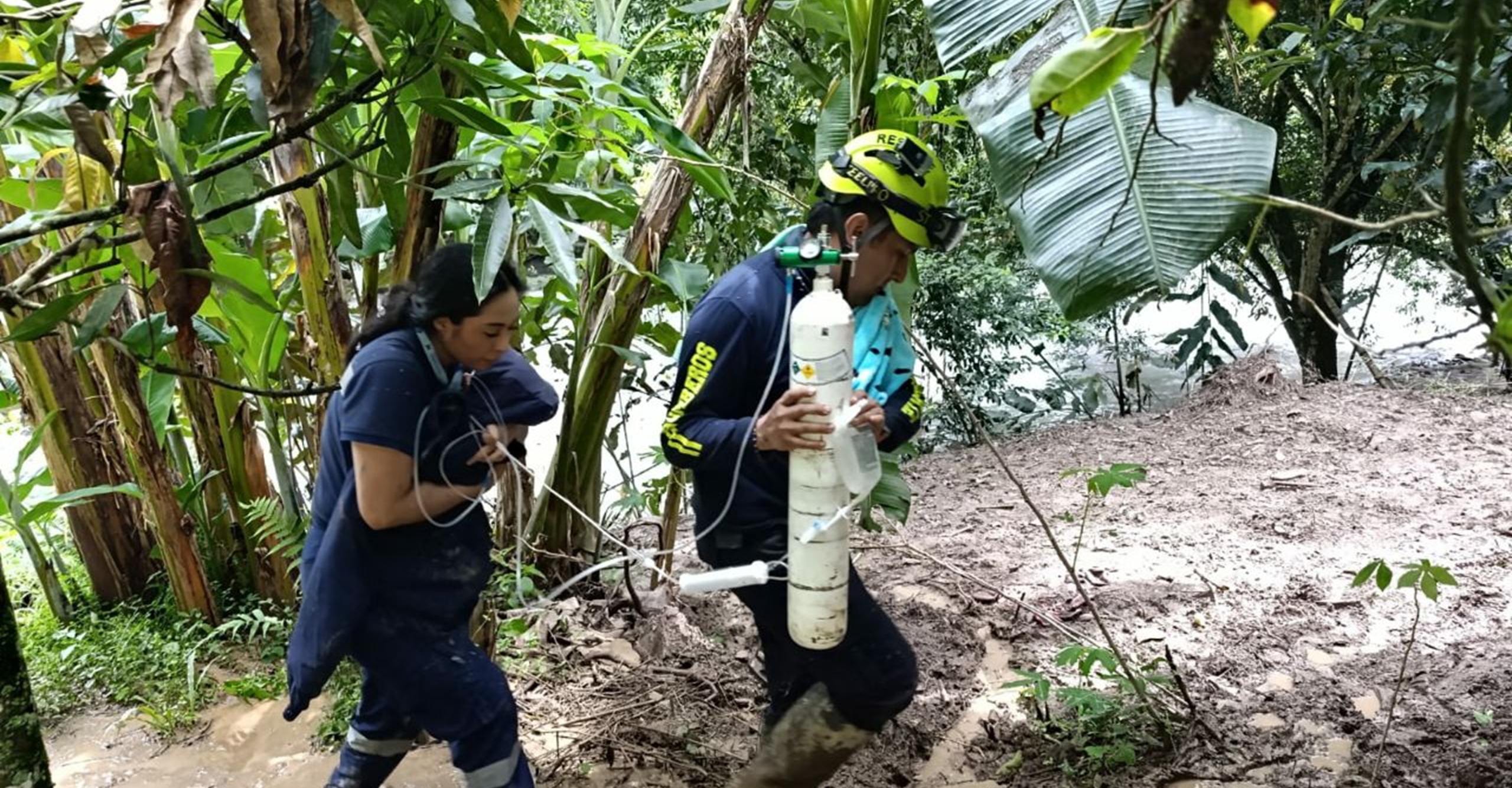 Remoción en masa en zona rural de Pacho fue atendida oportunamente por el Cuerpo de Bomberos Voluntarios