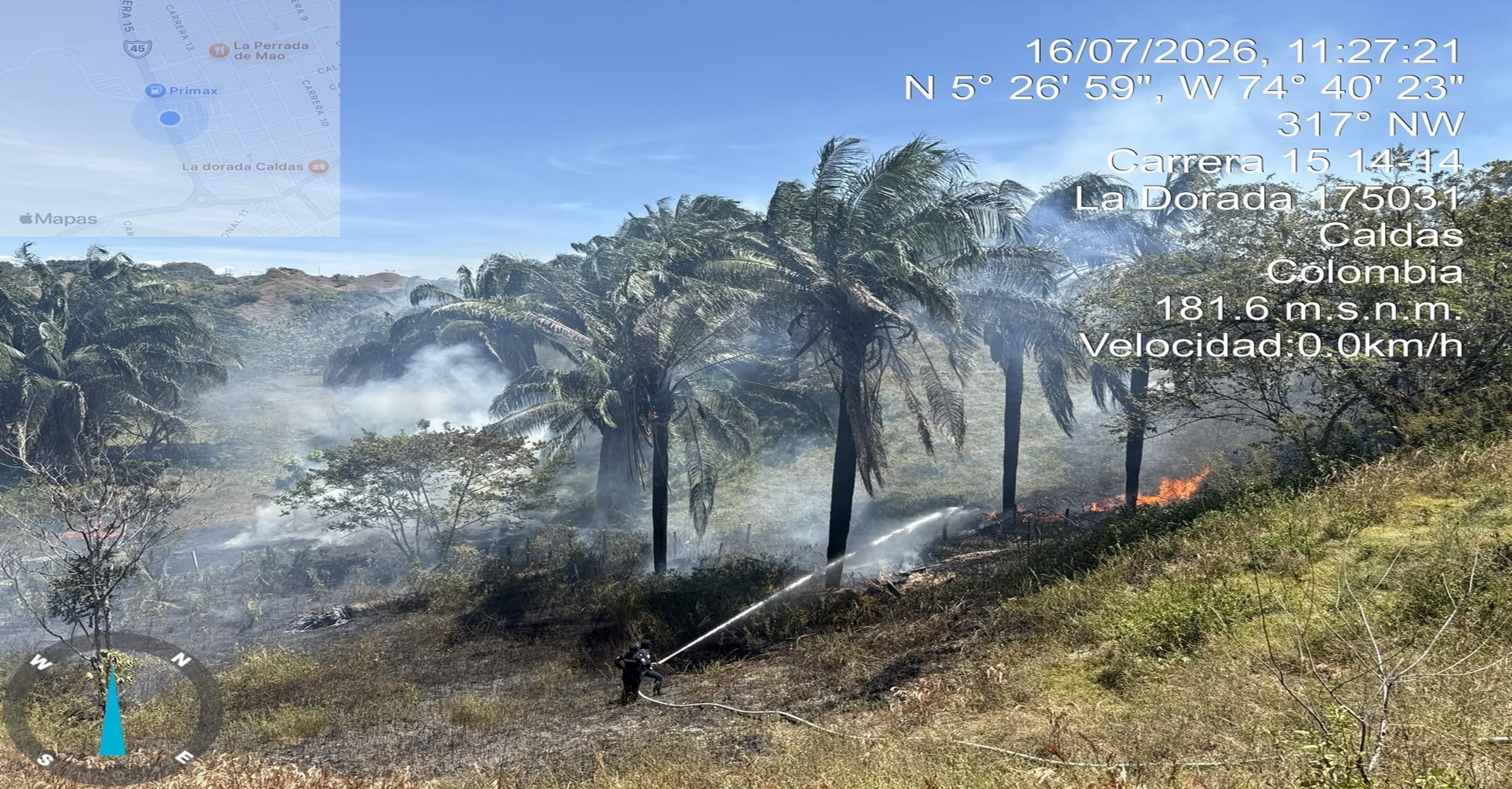 Bomberos de La Dorada atienden incendio forestal activo en el sector Variante Calle 17 – La Melisa