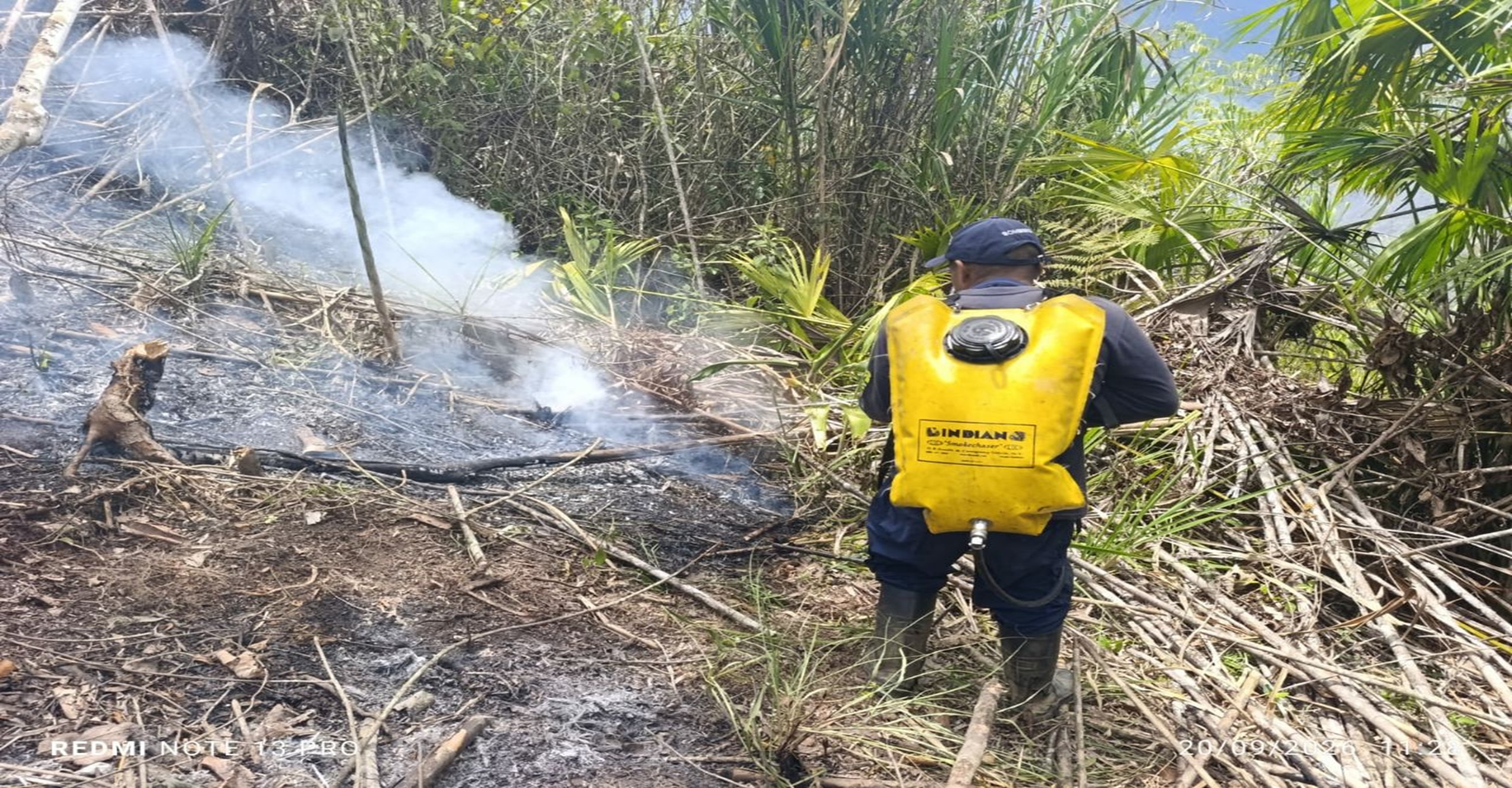 Bomberos de Cumbitara atienden incendio de cobertura vegetal en la vereda La Tola
