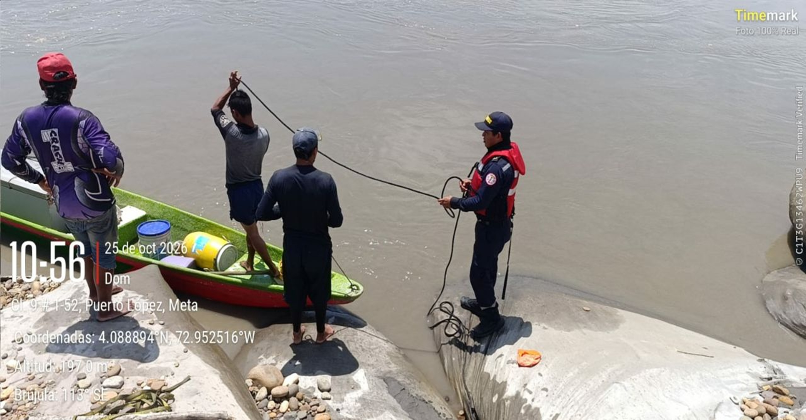 Bomberos Puerto López en el Meta adelantan labores de seguimiento y búsqueda por desaparición de un pescador