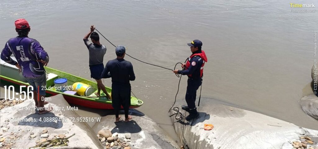 Bomberos Puerto Carreño Adelantando Búsqueda de Ciudadano